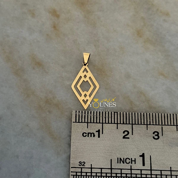 تصویر دوم آویز مینیمال هنری طلا لیزری